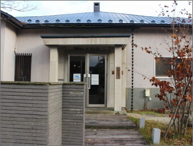 古民家を活用したカフェTHE LAMPS